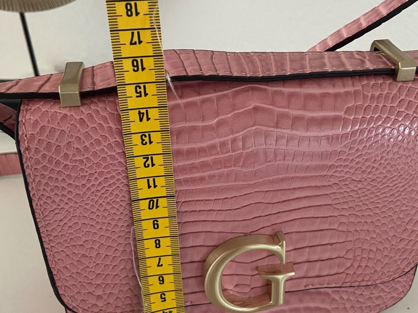 Guess Borse da donna: NEU: Umhängetasche Guess – Nuovo (secondo la descrizione) da Bülach venduto da kittygismo 6