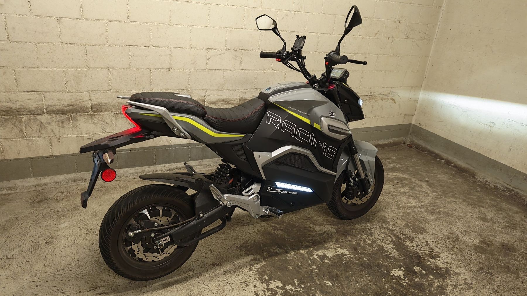 Scooter: E-Roller Forza Racing Top Angebot – Usato da Frenkendorf venduto da gnagich 2