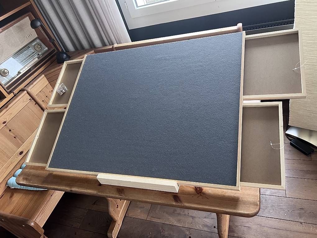 Puzzle: Puzzletisch mit 4 Schubladen &  Ständer NEU – Nuovo e nell'imballaggio originale da Vielbringen Worb venduto da Unknownuli 2