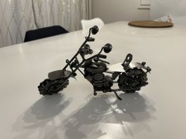 Moto en métal