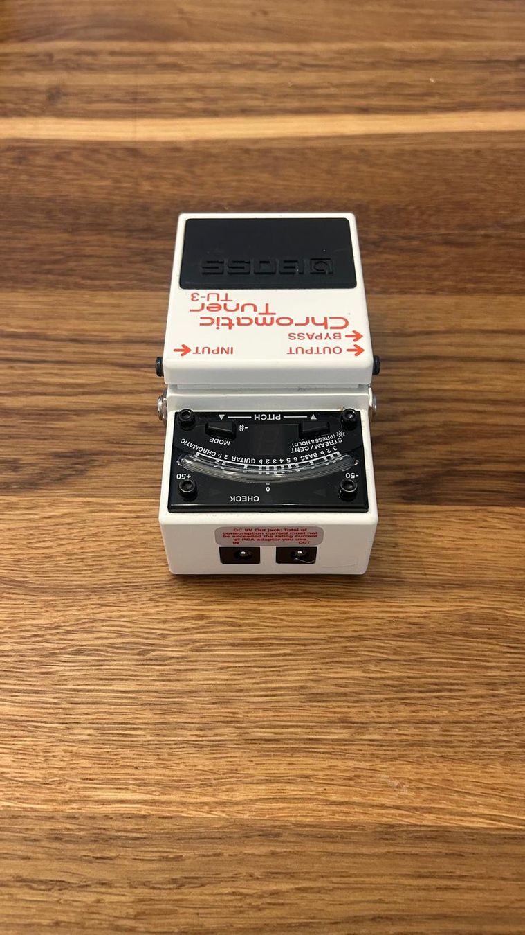 Boss Strumenti musicali: BOSS Chromatic Tuner TU-3 – Usato da Prez-vers-Noréaz venduto da sci_0002 2