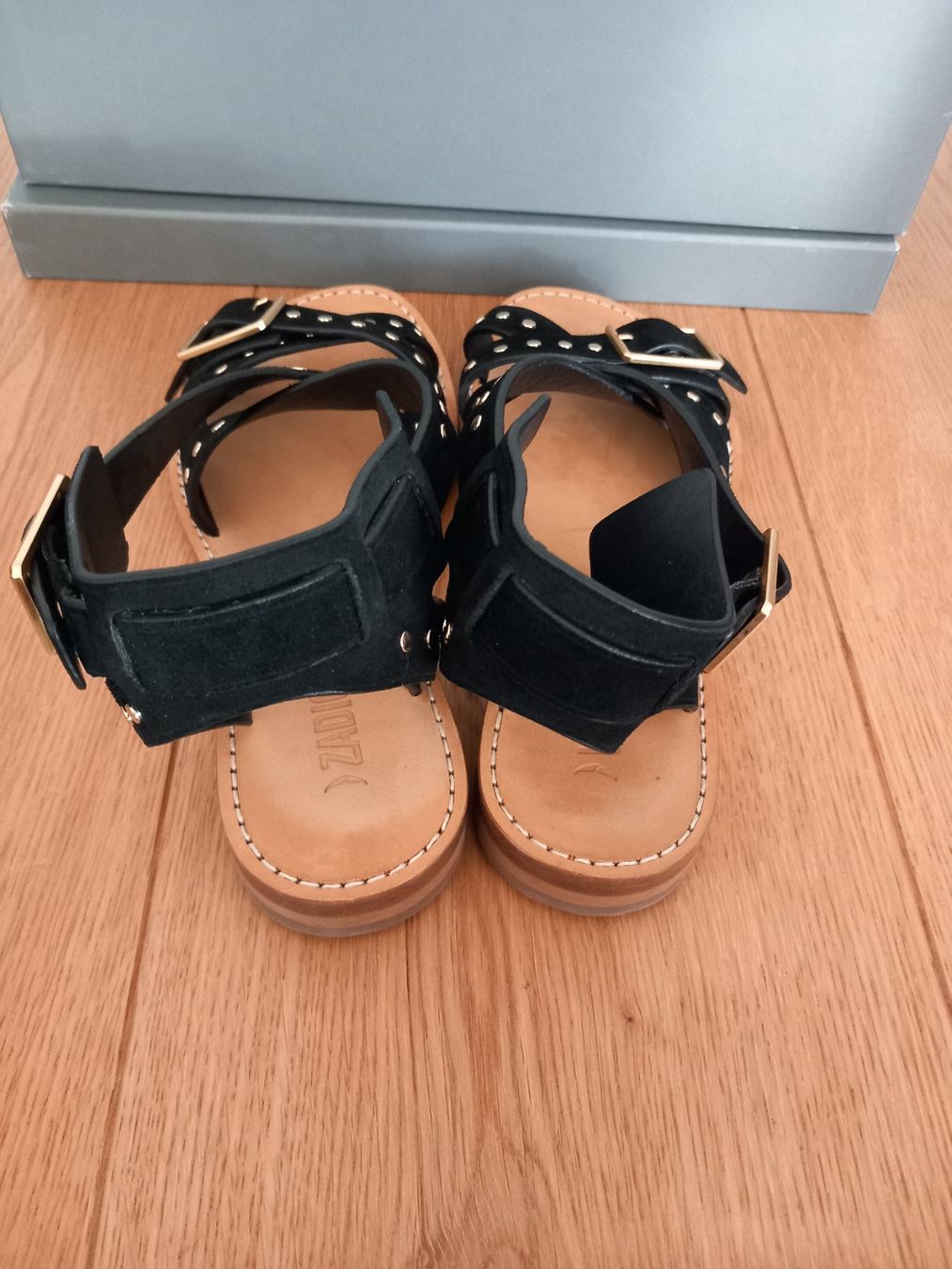Zadig & Voltaire Damenschuhe: Zadig&Voltaire Sandale Grösse 37 – Neu und originalverpackt aus Givisiez von Reiffel 2