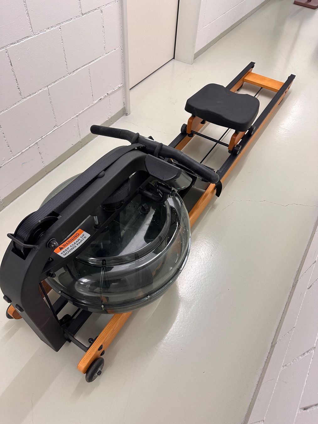Hometrainer: Rudergerät Fluid Tower gebraucht – Usato da Pfaffnau venduto da 2.scoll