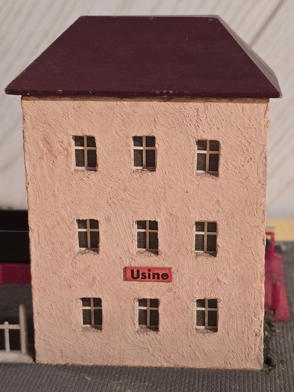 Modelleisenbahnen: MODELLBAU - "NEUFFEN" - Original - HYDRIERWERK Nr. 552 – Gebraucht aus Biel/Bienne von  4