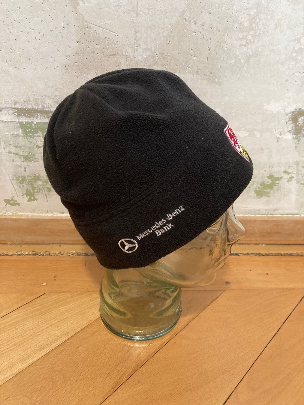 Mercedes-Benz Chapeaux, bonnets & casquettes: VFB Stuttgart Fleece Beanie Mercedes – D'occasion à Zürich par le_souk 1