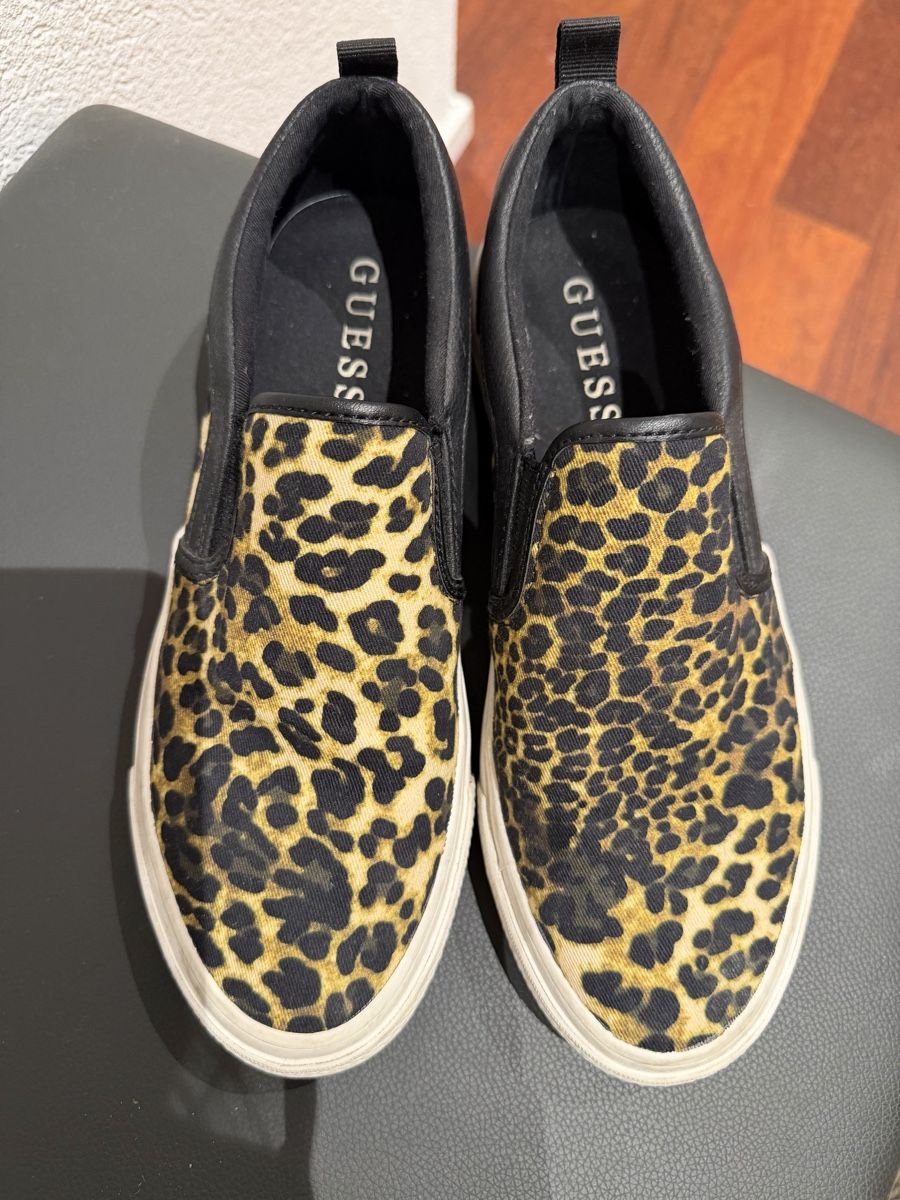 Guess Scarpe da donna: Guess Slip-On Sneaker, Gr. 38, Leopard Muster! – Nuovo (secondo la descrizione) da Sins venduto da bit_rg7j
