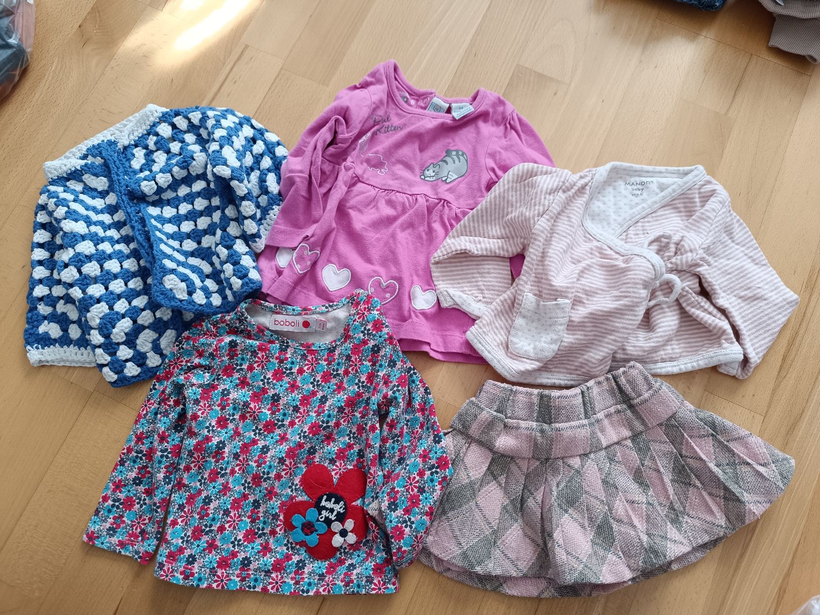Kleiderpakete & -sets: Babyset Mädchen Gr. 68 – Gebraucht aus Näfels von ang_p78x 1