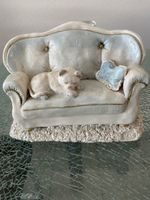 Massives Porzellan Sofa mit Katze zum aufstellen