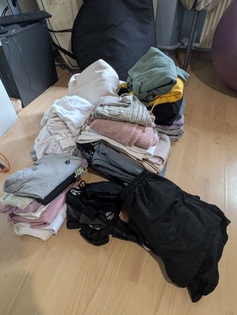 Lot de vêtements