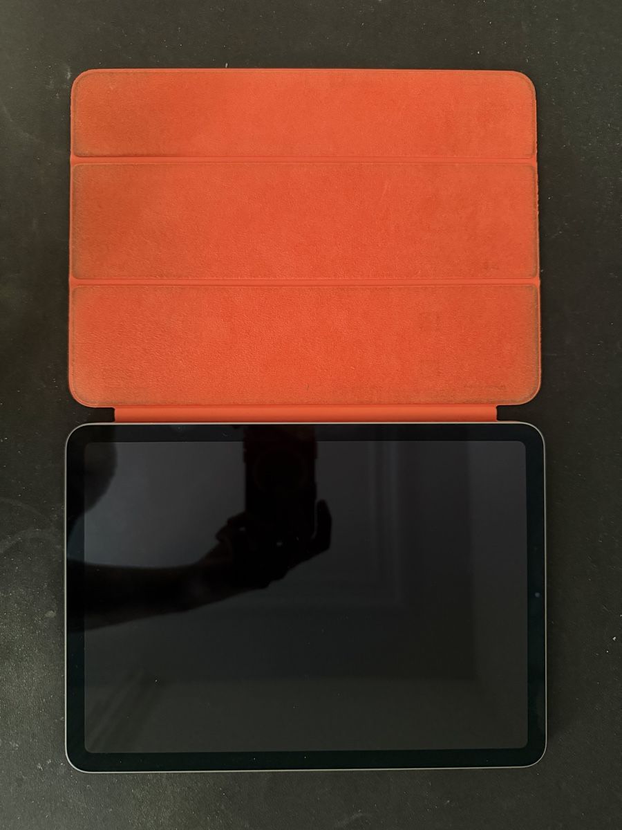 Apple Tablet PC: iPad Air 4 64 GB Space Grau – Usato da Zürich venduto da ene_h66k 2