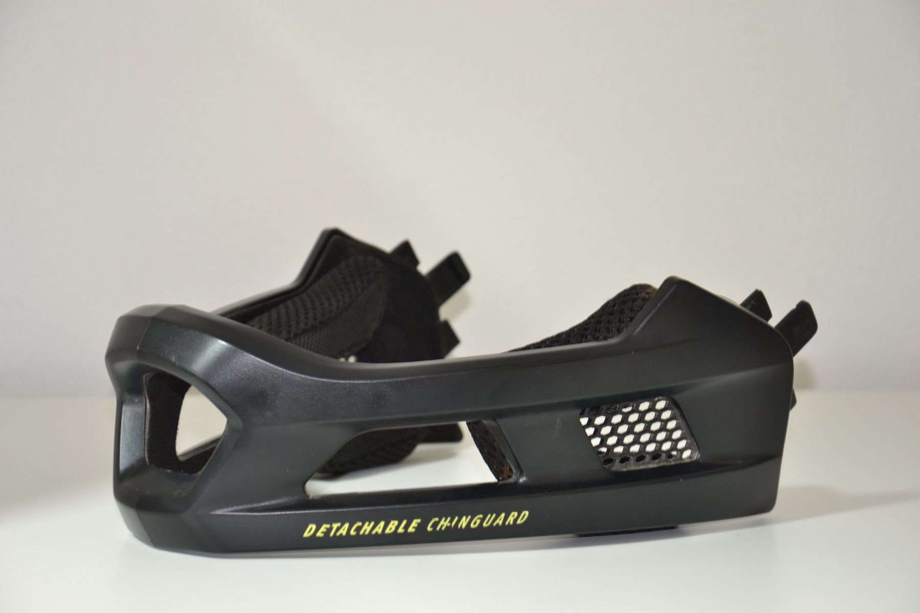 Abus Caschi: Casque vtt enfant Abus youdrop ff – Usato da Sierre venduto da kev_x7wd 5