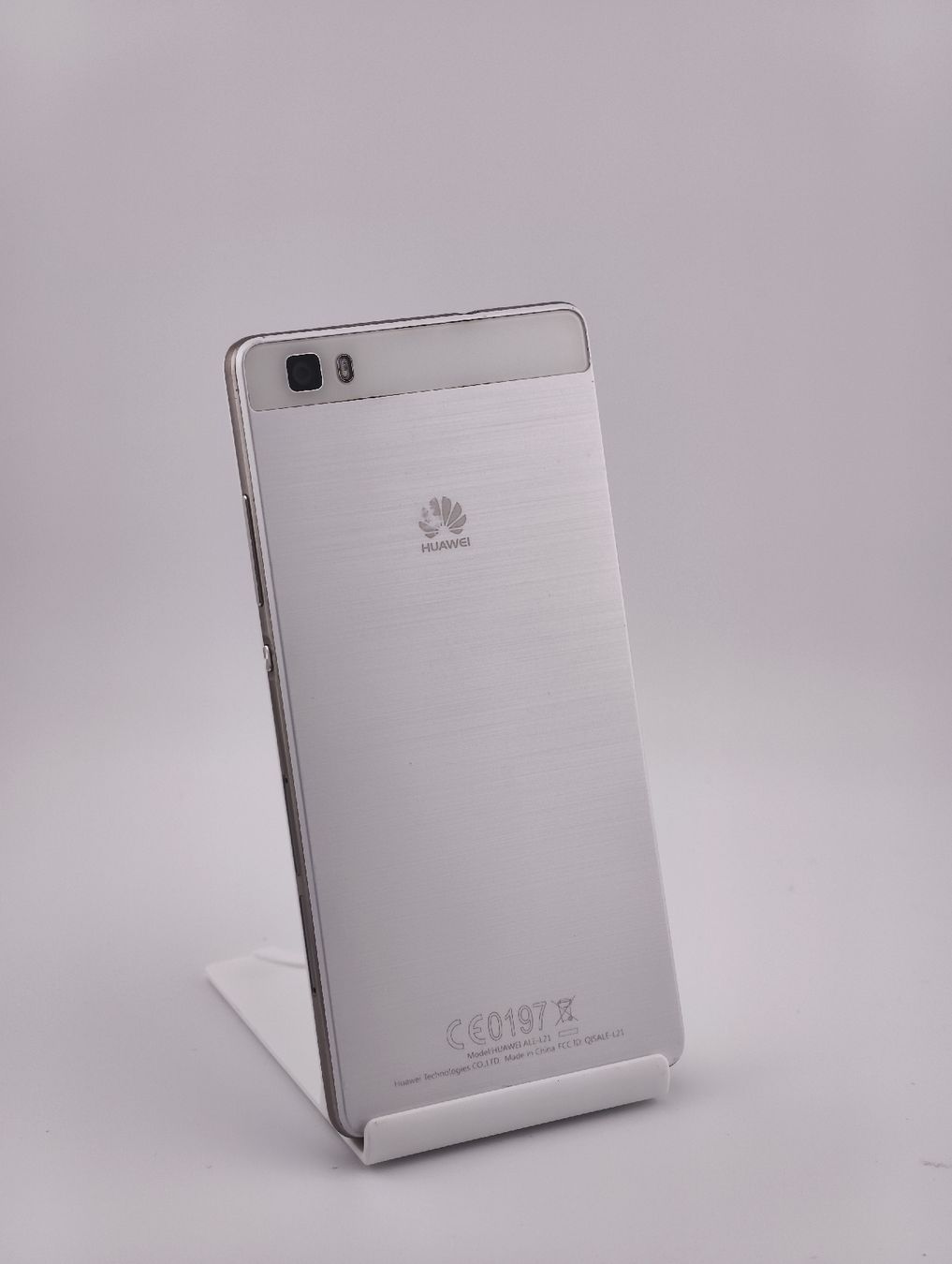 Huawei Telefoni cellulari / Smartphones: Huawei P8 Lite – Usato da Uster venduto da TOPPRICEE 2