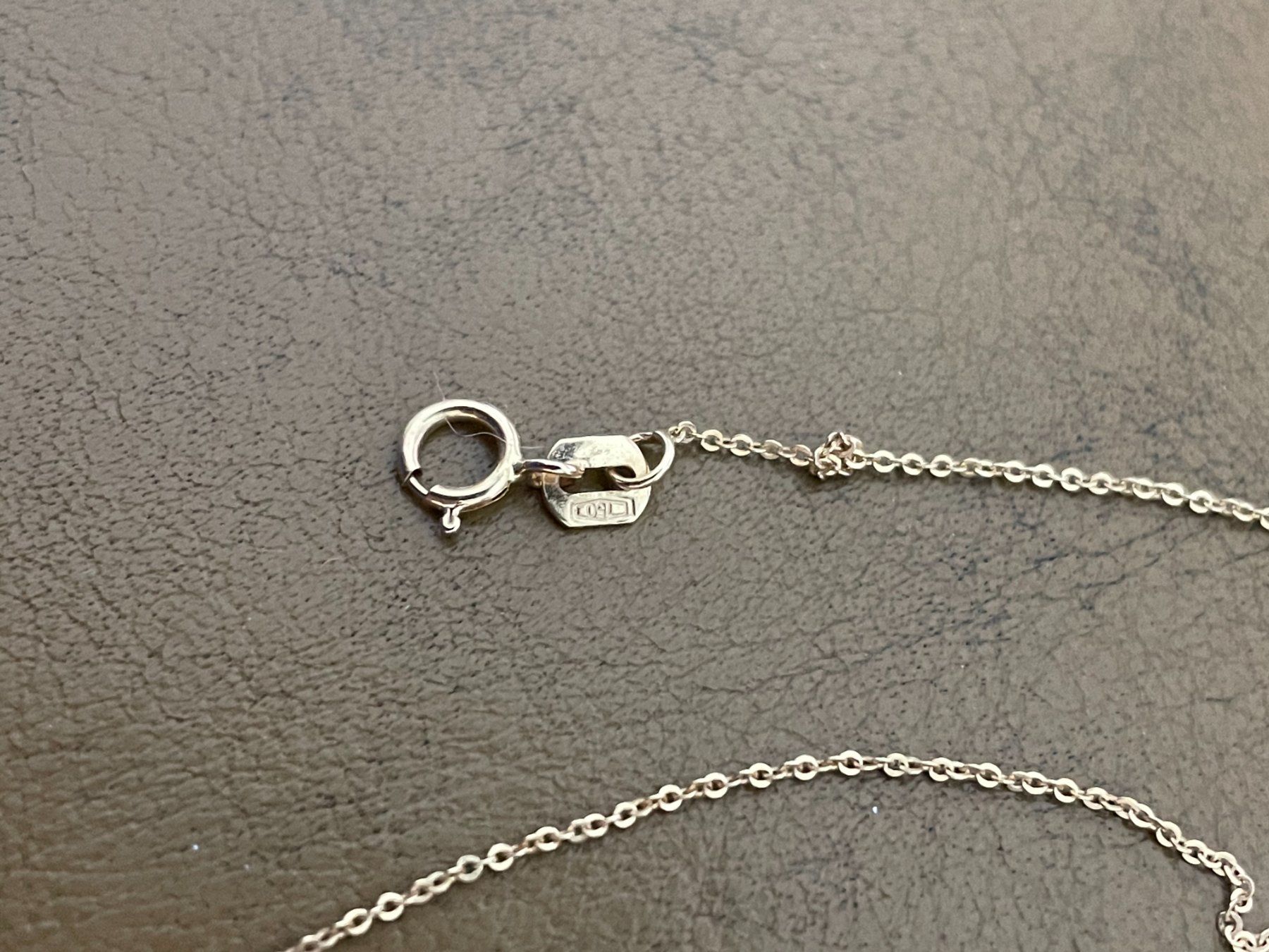 Catenine: Gold-Collier Feder – Usato da Muttenz venduto da einfach-schoen 1
