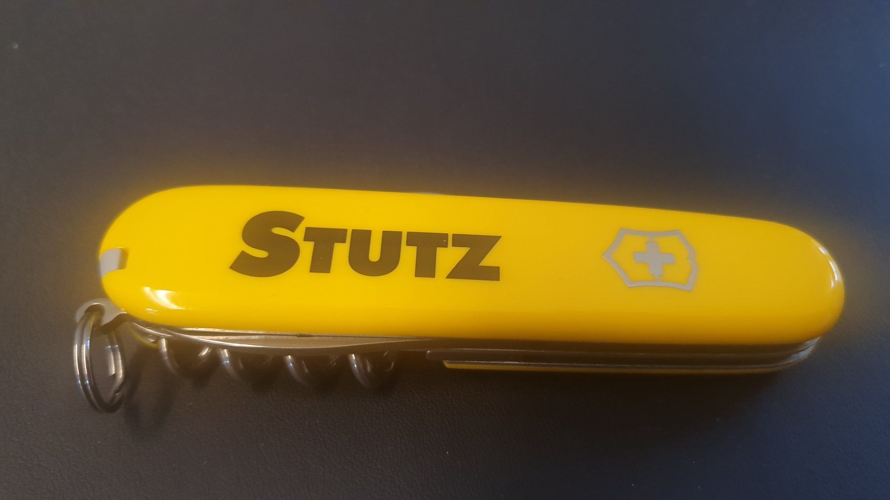 Victorinox Coltelli tascabile: 4 Victorinox Sackmesser mit Logo – Nuovo (secondo la descrizione) da Härkingen venduto da MarianneSi