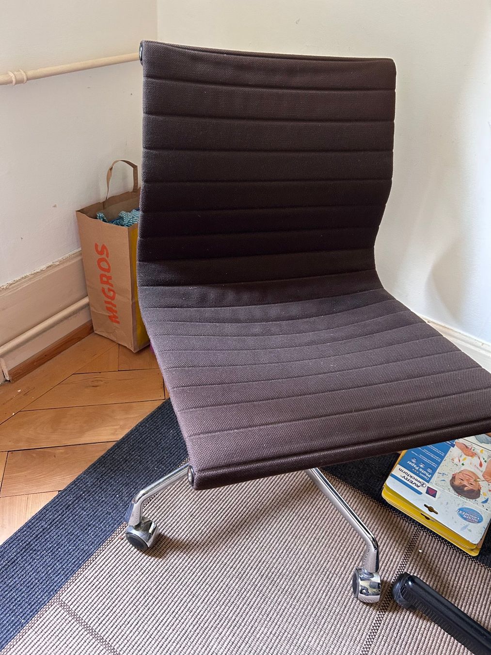 Eames Sedie: Eams Bürostuhl – Usato da Zürich venduto da Birurubi 1
