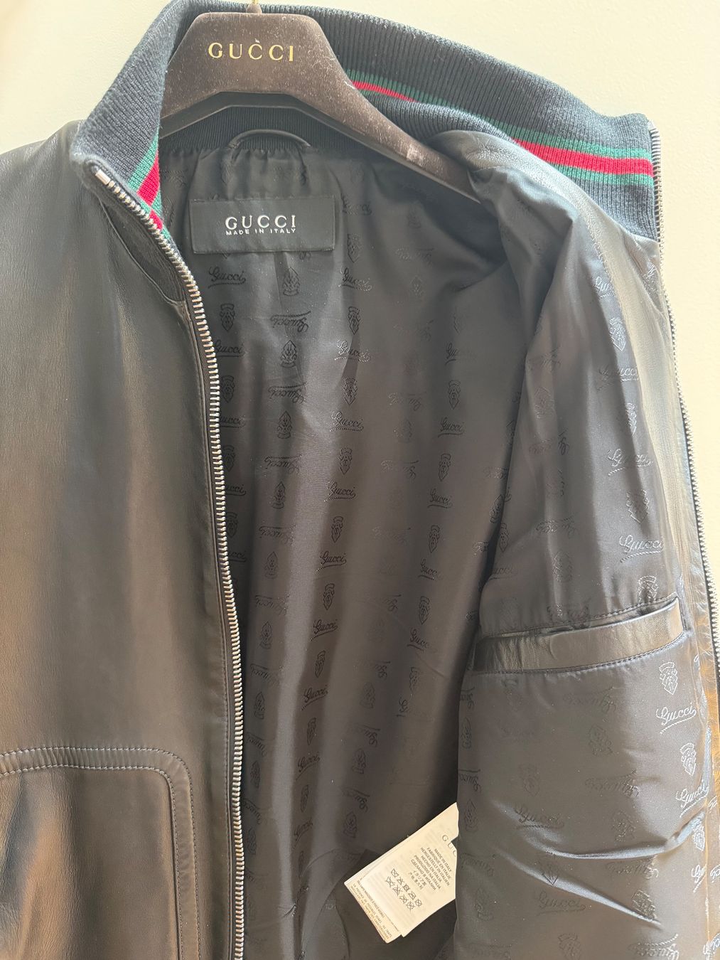 Gucci Jacken: GUCCI Lammlederjacke – Gebraucht aus Bülach von lucasforrer 2