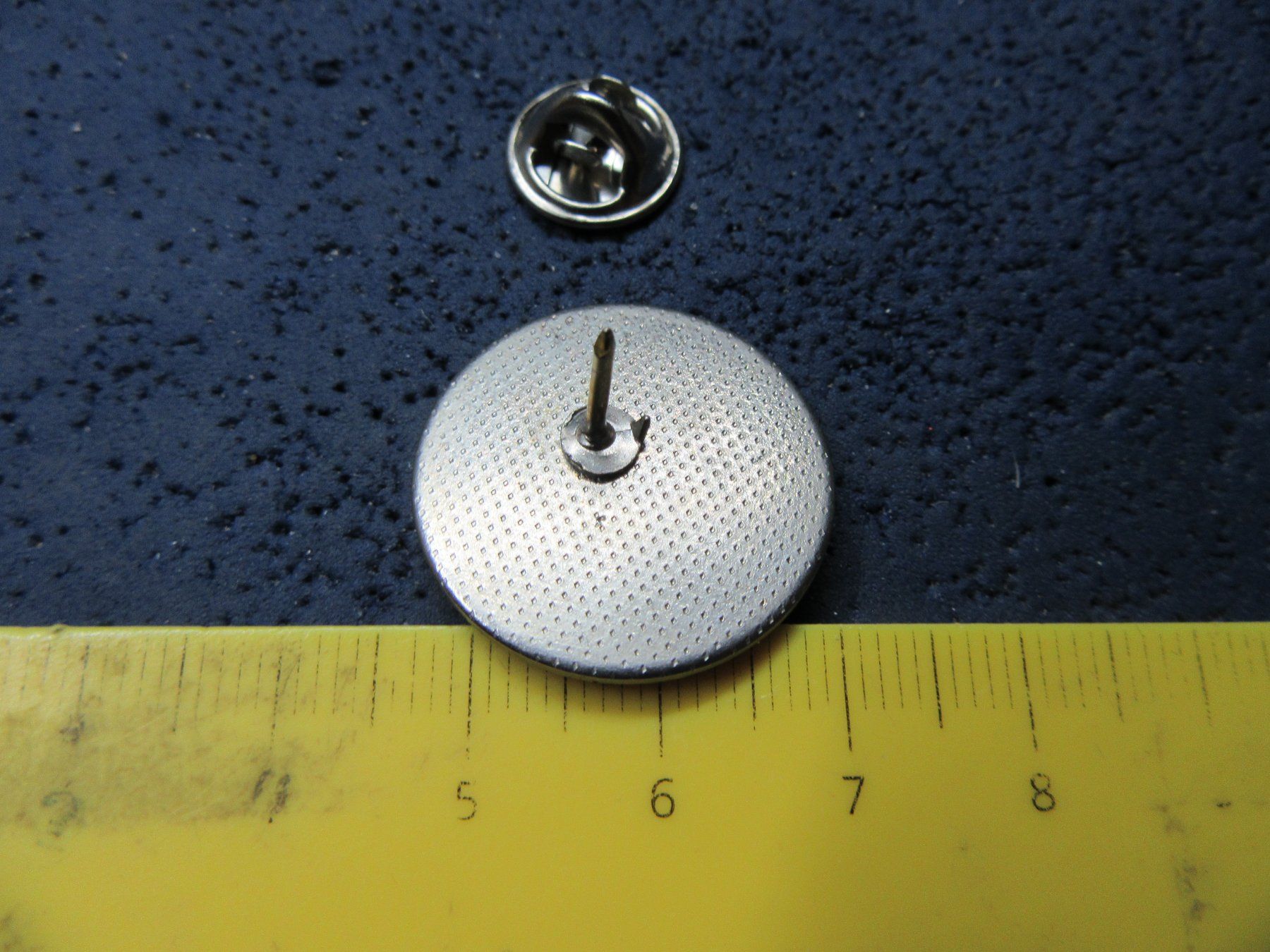 Chrysler Placchette & Badge: CHRYSLER AUTO LOGO PIN GLASIERT VINTAGE OLDTIMER – Usato da Ettingen venduto da Hausi4711 1