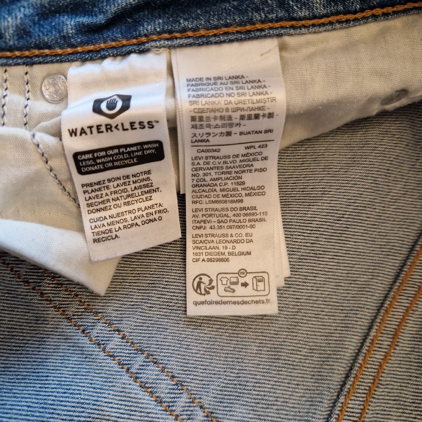 Levi's Jeans: Original Levis Jeans, Top Zustand, Grösse 30, hellblau – Usato da Gwatt (Thun) venduto da Letzte-Chance-II 4