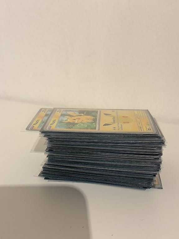 Carte collezionabili: Pokemon 89 Pikachu 30/30 Set - fast 2 sets – Nuovo e nell'imballaggio originale da Buchs AG venduto da gia_8nqp 1
