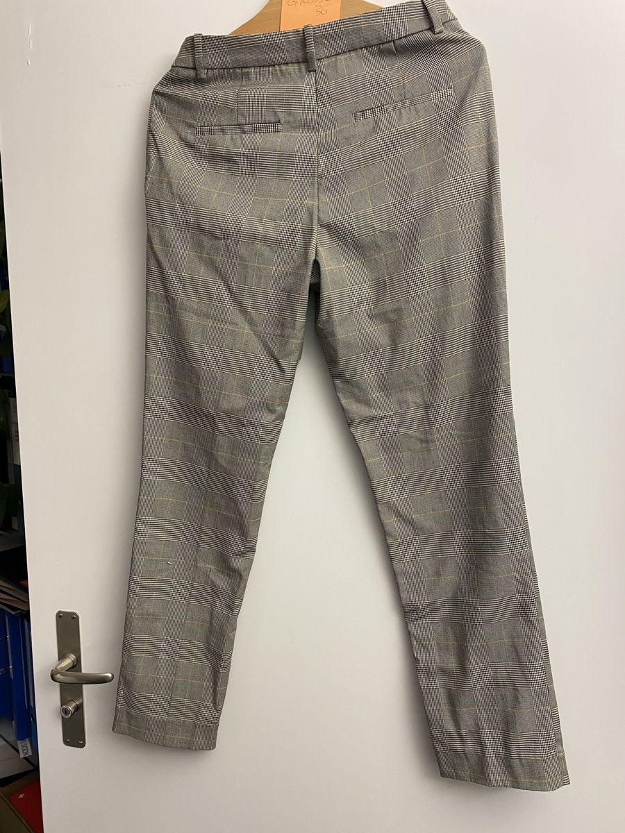 H&M Hosen: Karierte Hose – Gebraucht aus Herrenschwanden von Cate67 4