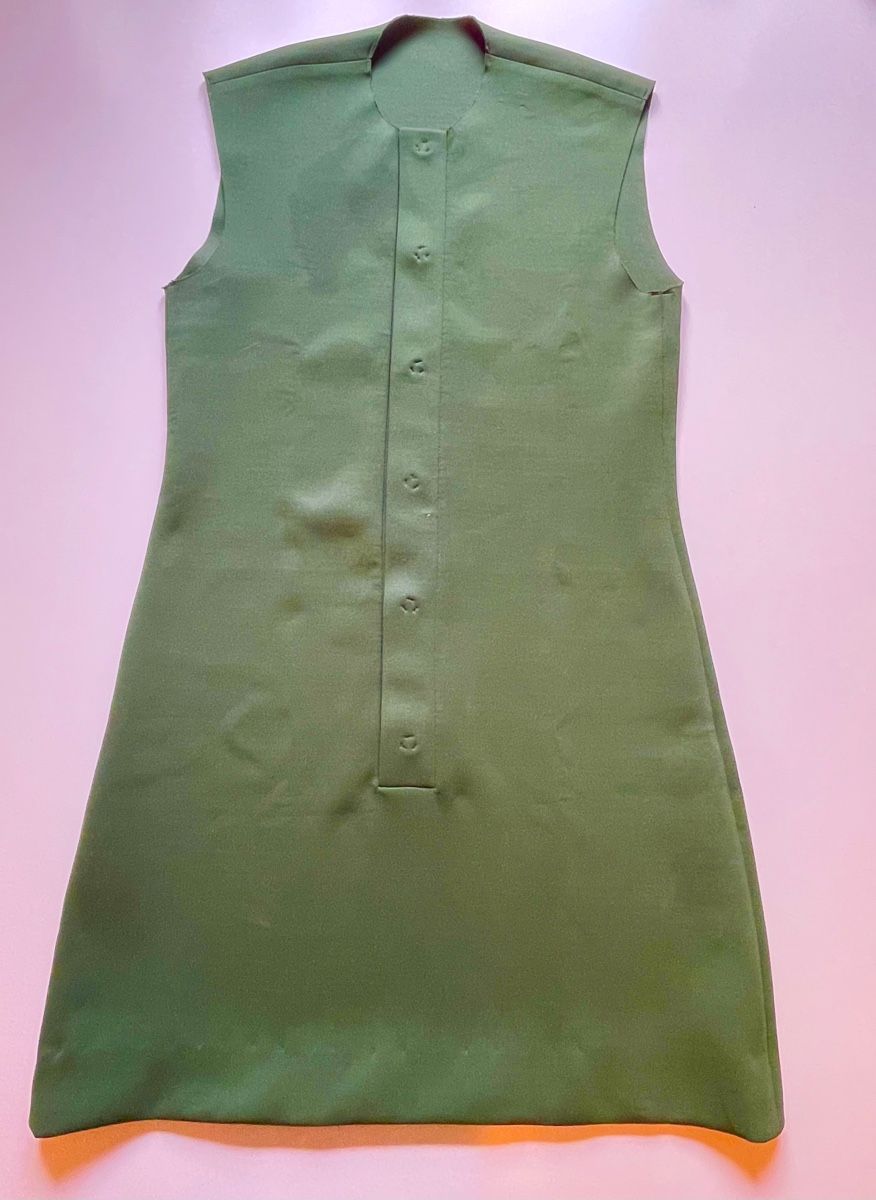 Vestiti: Kleid Waldgrün, ärmellos, M – Nuovo e nell'imballaggio originale da Zürich venduto da Christine.R