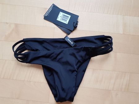 NEW Hurley bikini bottoms (M) Quick Dry Surf