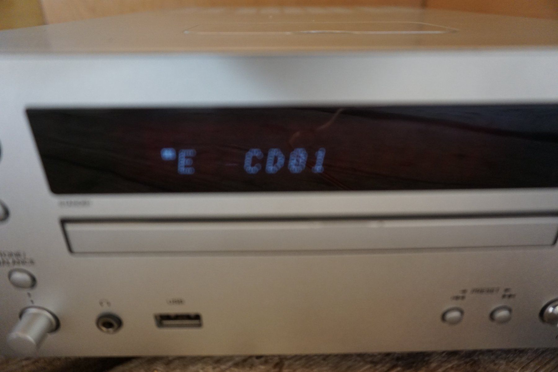 Onkyo Ricevitori: Onkyo CD Receiver CR-545 mit Boxen, CD defekt – Difettoso da Oberhof venduto da himmelmeer 9