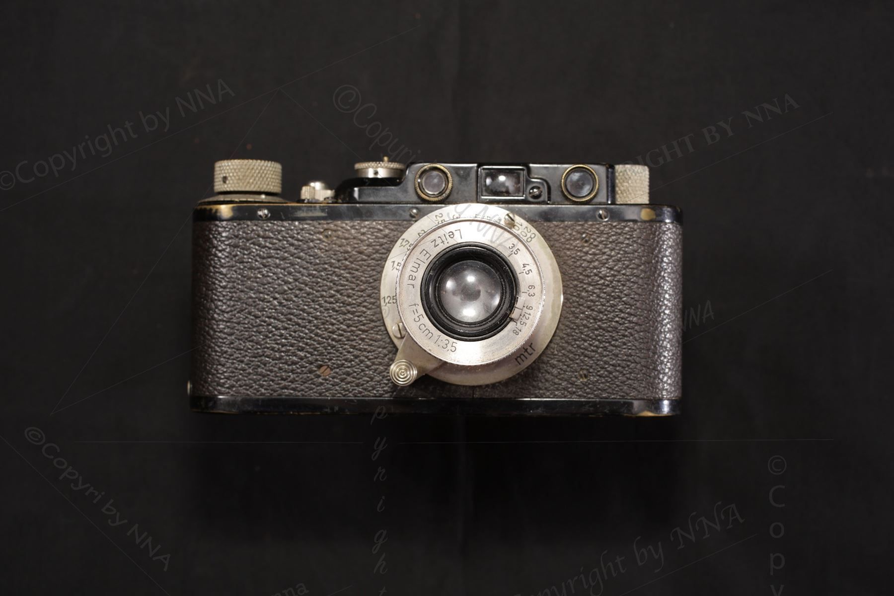 Leica Fotocamera: Leica-II- mit Summar 5cm und Elmar 5cm – Usato da St. Gallen venduto da Acer0110