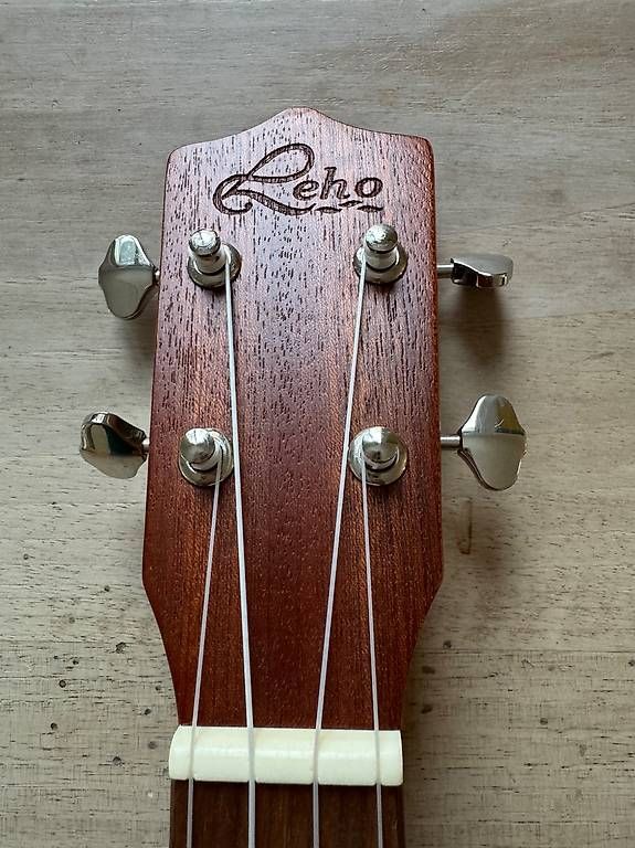 Strumenti musicali: Ukulele Leho mit Tasche – Usato da Zollikerberg venduto da Grovite 2