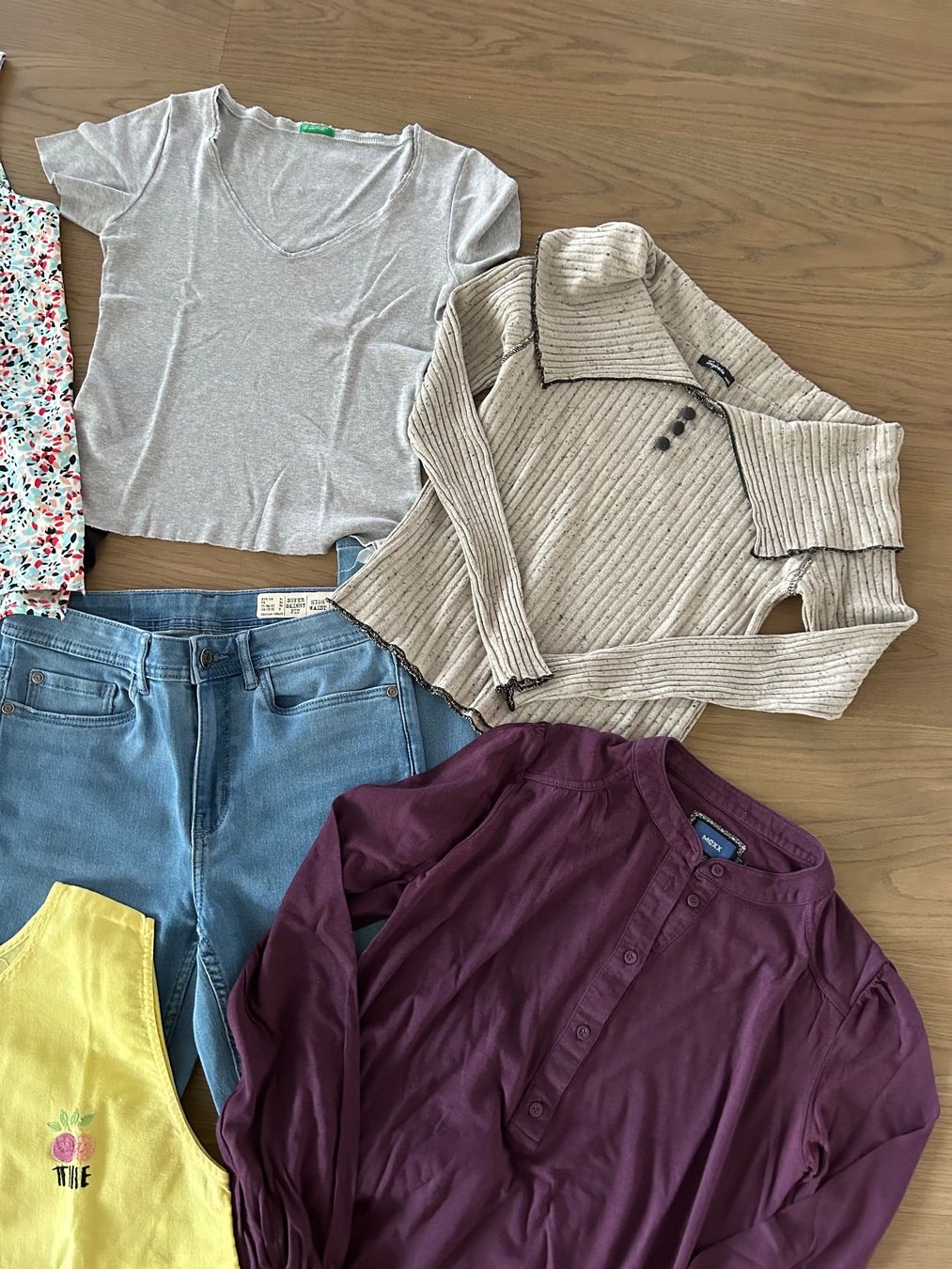 Benetton Lots de vêtements: Clothes Pack S – D'occasion à Erlenbach ZH par Syssi_C 2