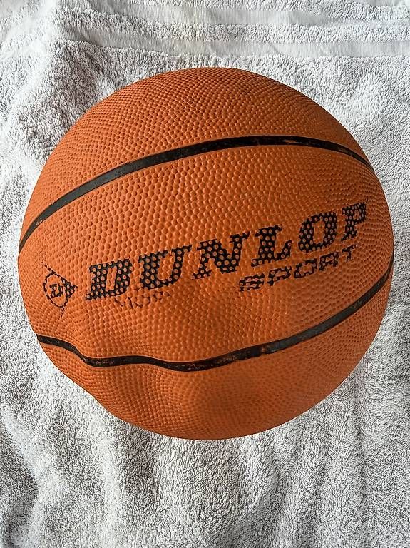 Dunlop Palloni: Basketball – Usato da Bern venduto da han_hdr2