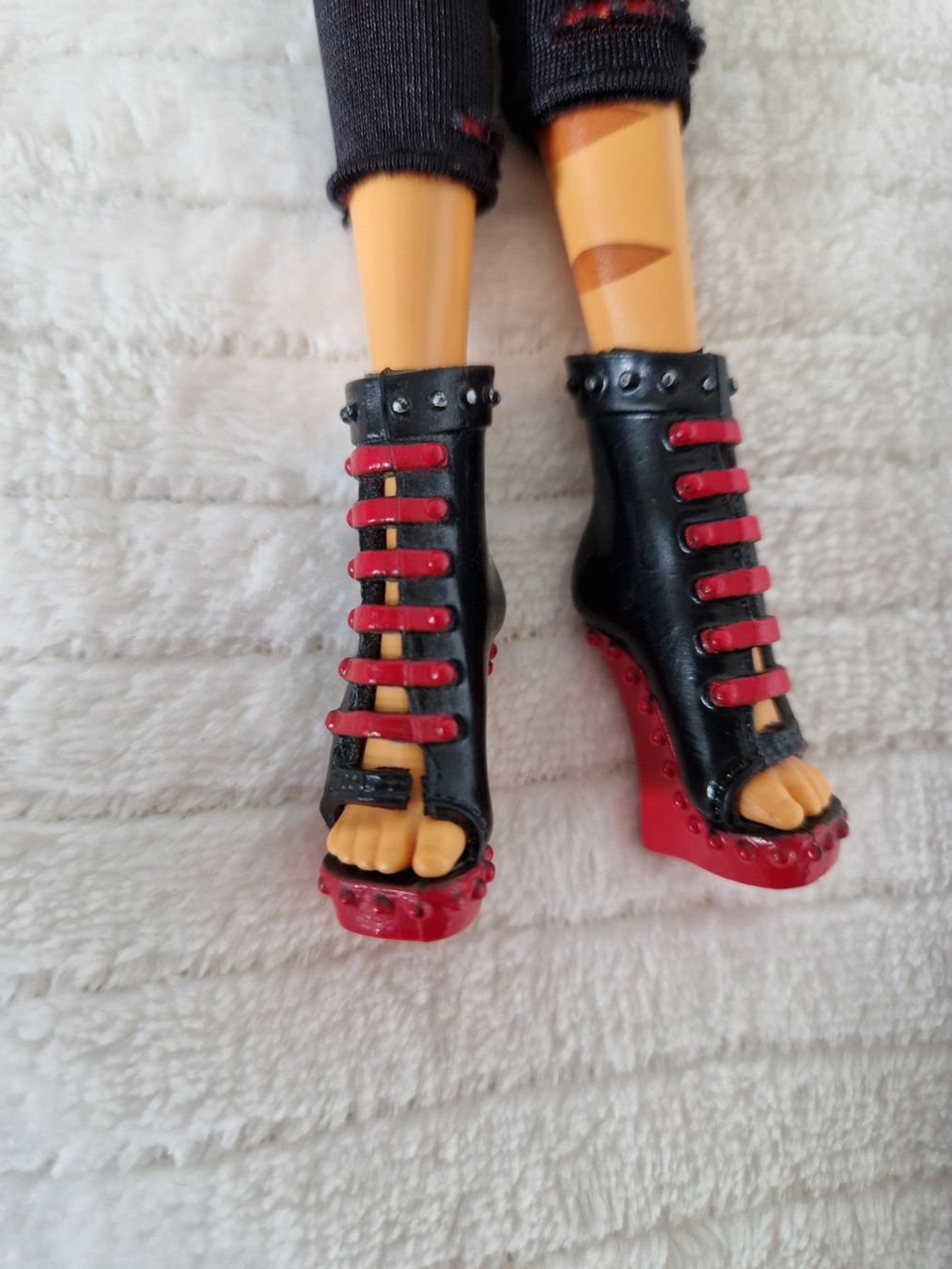 Bambole: Monster High Puppe Toralei – Usato da Müllheim Dorf venduto da Manuka_lu 4