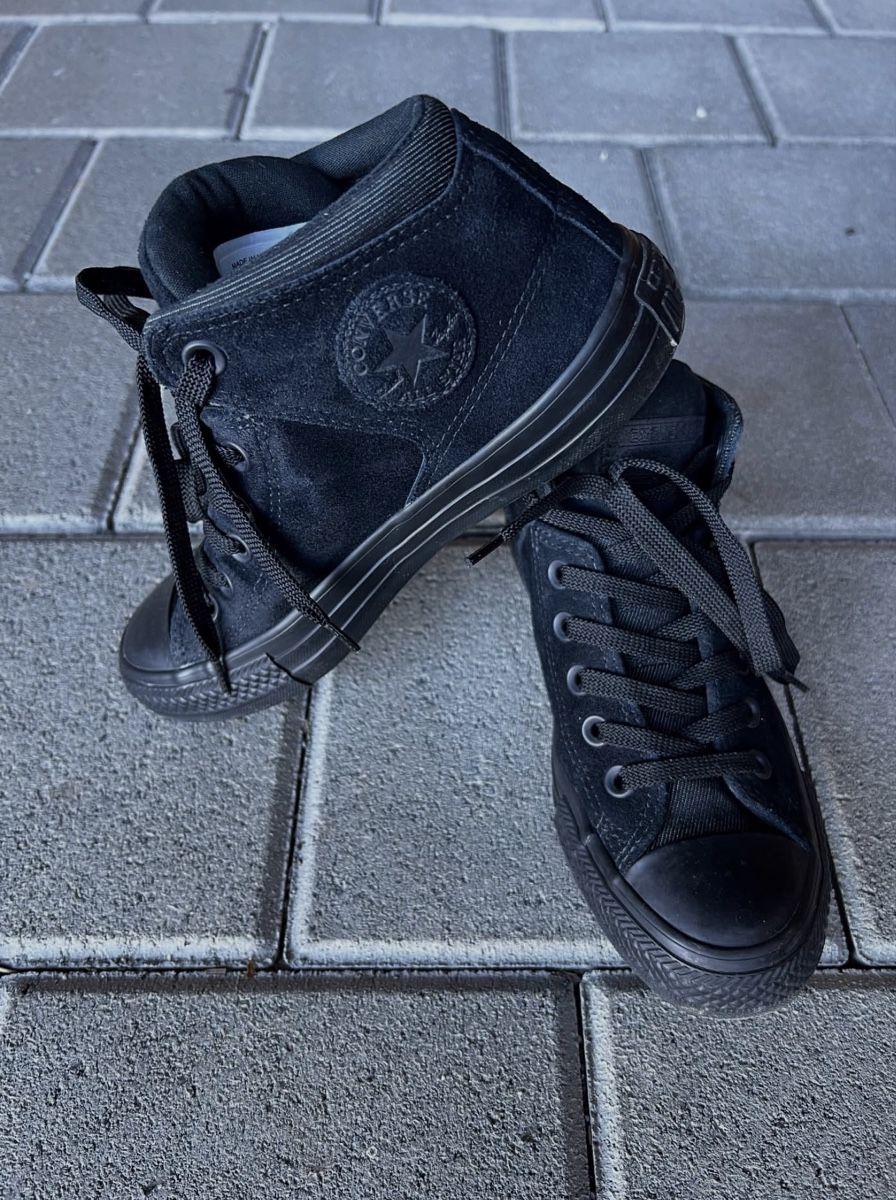 Converse Scarpe da uomo: Coole Converse All Black, Grösse 36, Neu! – Nuovo (secondo la descrizione) da Obersaxen venduto da jen_6dnw