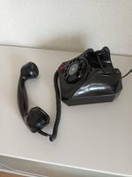 altes Bakalit-Telefon, sehr gut erhalten, sauber