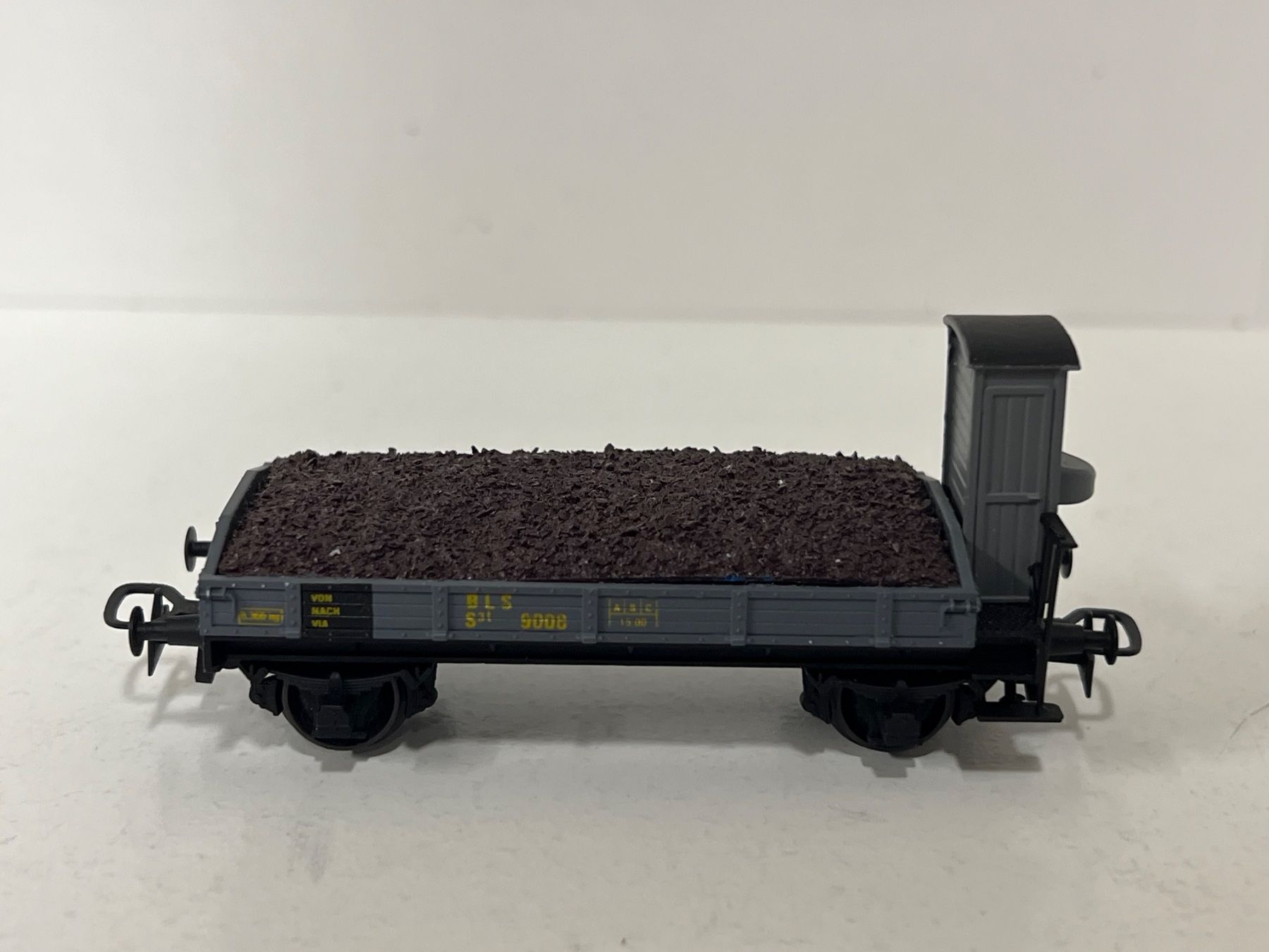 Modellini di ferrovie: Ruco BLS mit Bremshaus  H0 AC – Usato da Neuenhof venduto da ludovicco 1