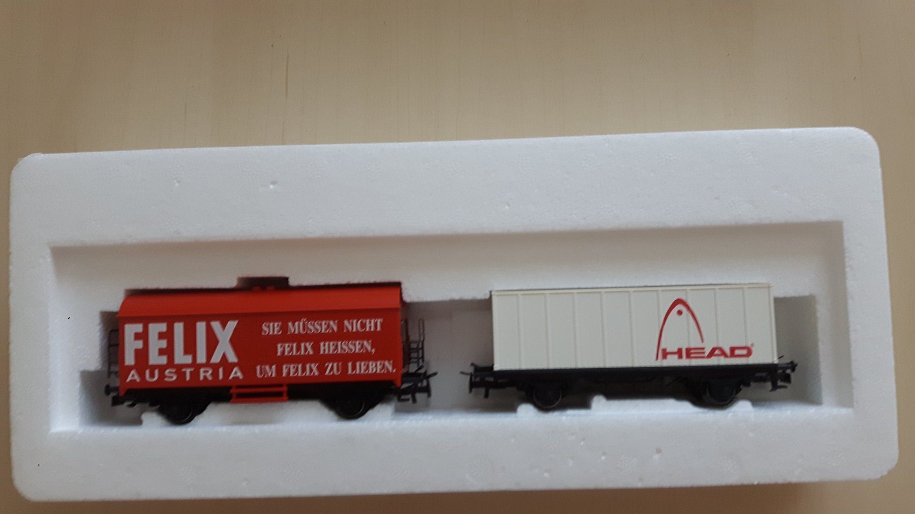 Märklin Modellini di ferrovie: Lot de deux wagon Autriche 4518 head – Nuovo e nell'imballaggio originale da Cortaillod venduto da duchmoc 1