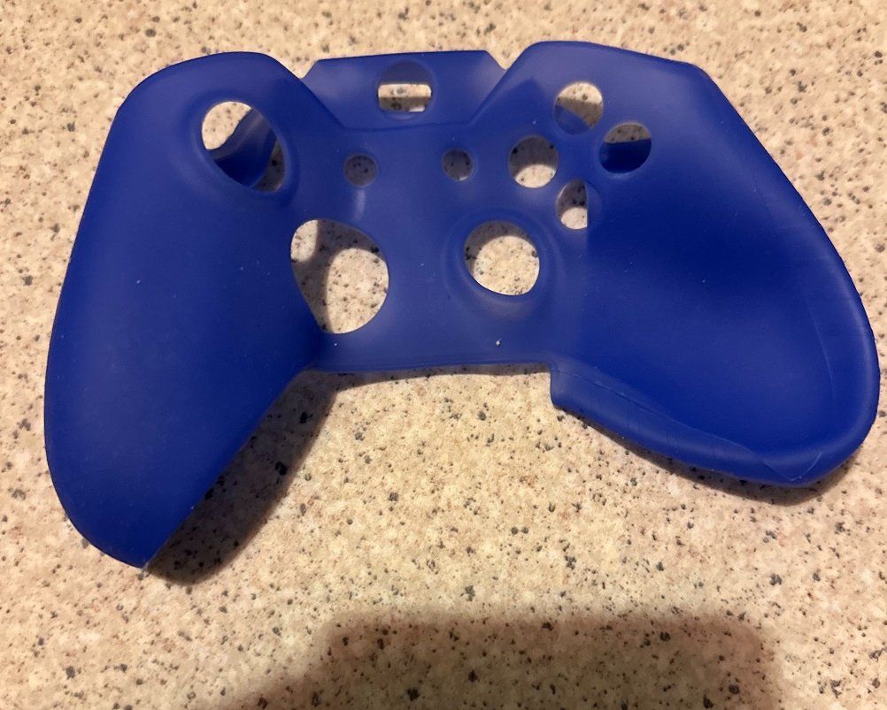 Schutzhüllen: COVER FÜR XBOX ONE CONTROLLER – Neu (gemäss Beschreibung) aus Nidau von EXP40