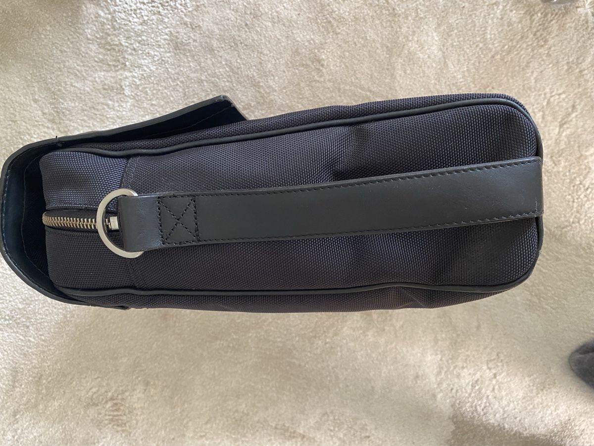 Hugo Boss Taschen: Hugo Boss borsa business – Gebraucht aus Novazzano von ige_cwq5 5
