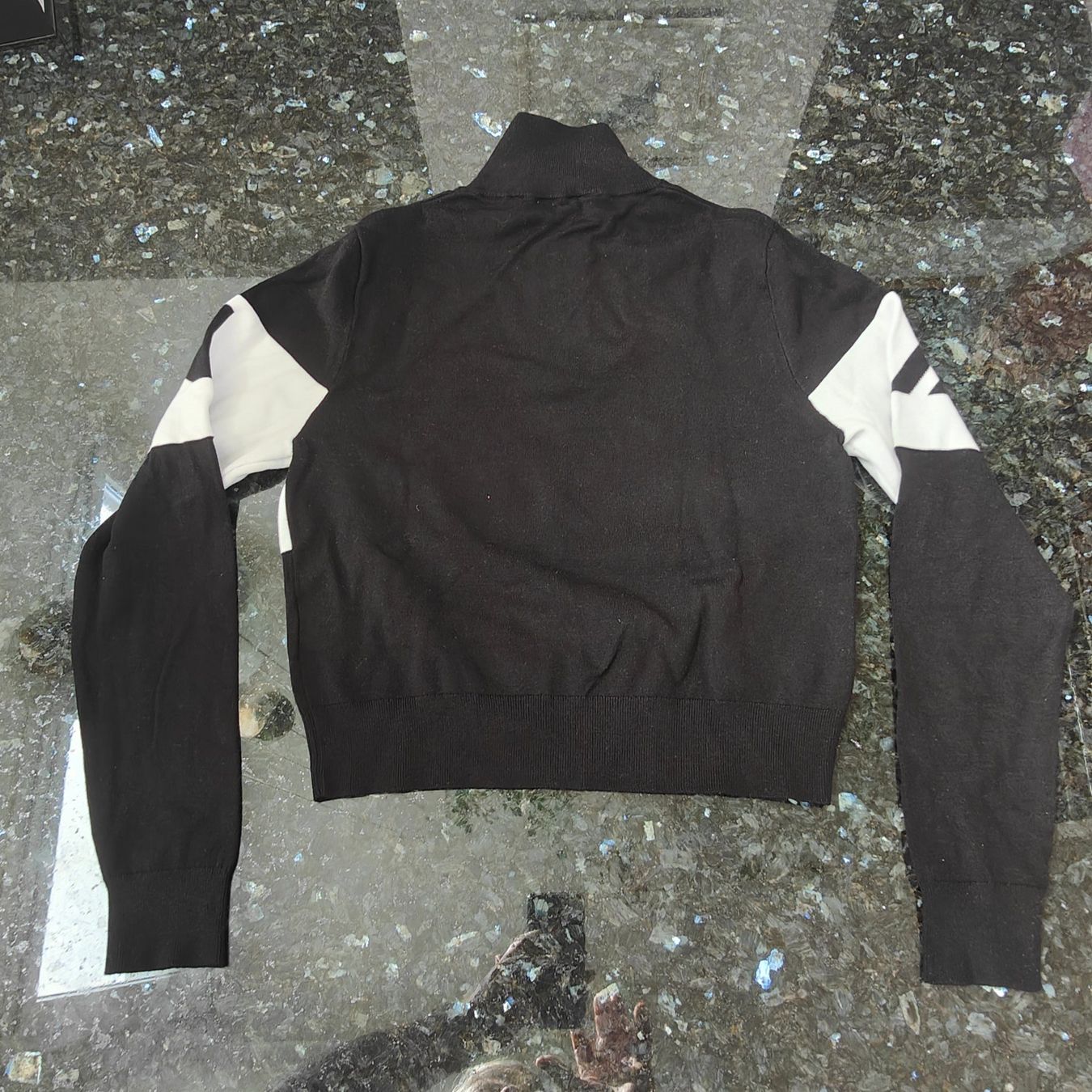 Pulls & Sweat-shirts: Pullover – D'occasion à Zürich par Mumpfi9 1