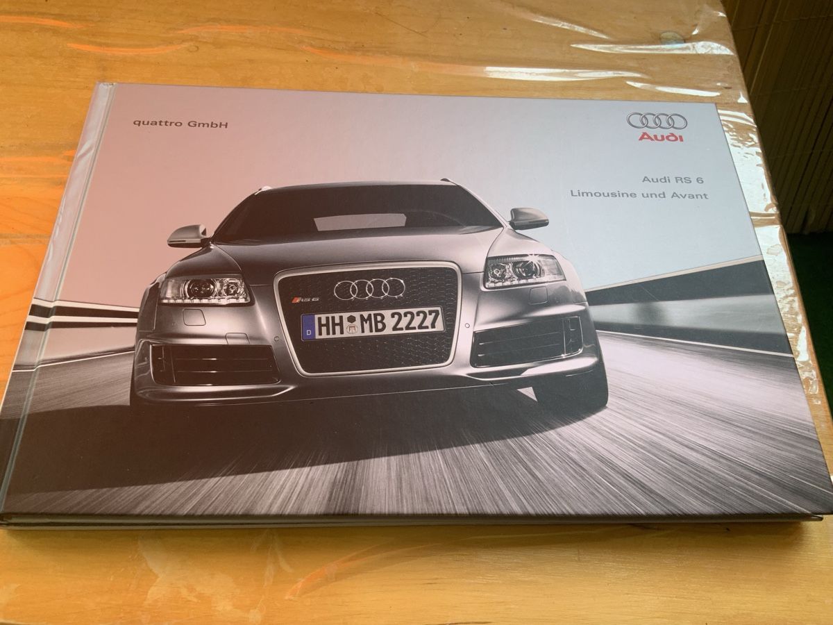 Libri: Audi RS 6  – Usato da Lausanne venduto da Shei2014