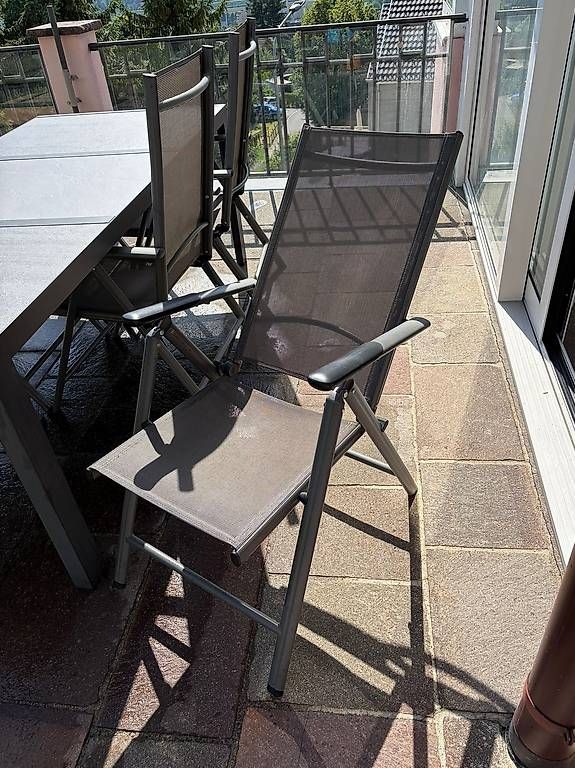 Set di tavolo e panche: Gartentisch mit 6 Stühlen – Usato da Triesen venduto da zar_6tss 2