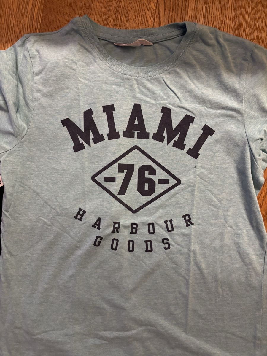 Ensembles coordonnés: 5 T-Shirts  – D'occasion à Würenlos par Ashley24 3