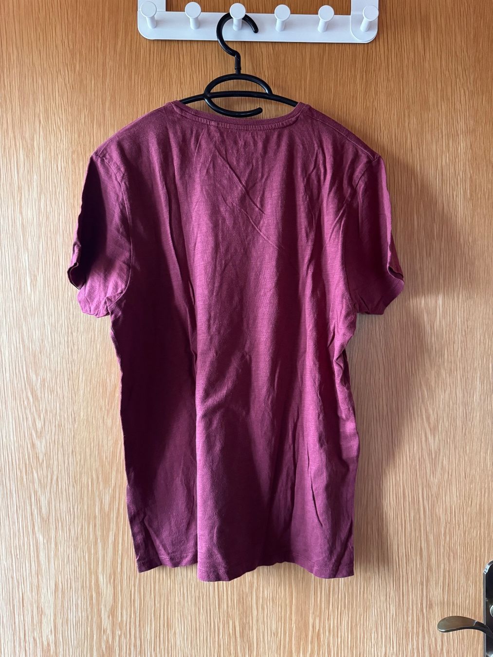 T-shirt: Dunkelrotes T-Shirt Gr. S – Usato da Grosswangen venduto da SALE_SALE_SALE 2