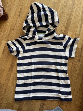 Smile T-Shirt Gr. 98, kurzarm, Kapuze, gestreift