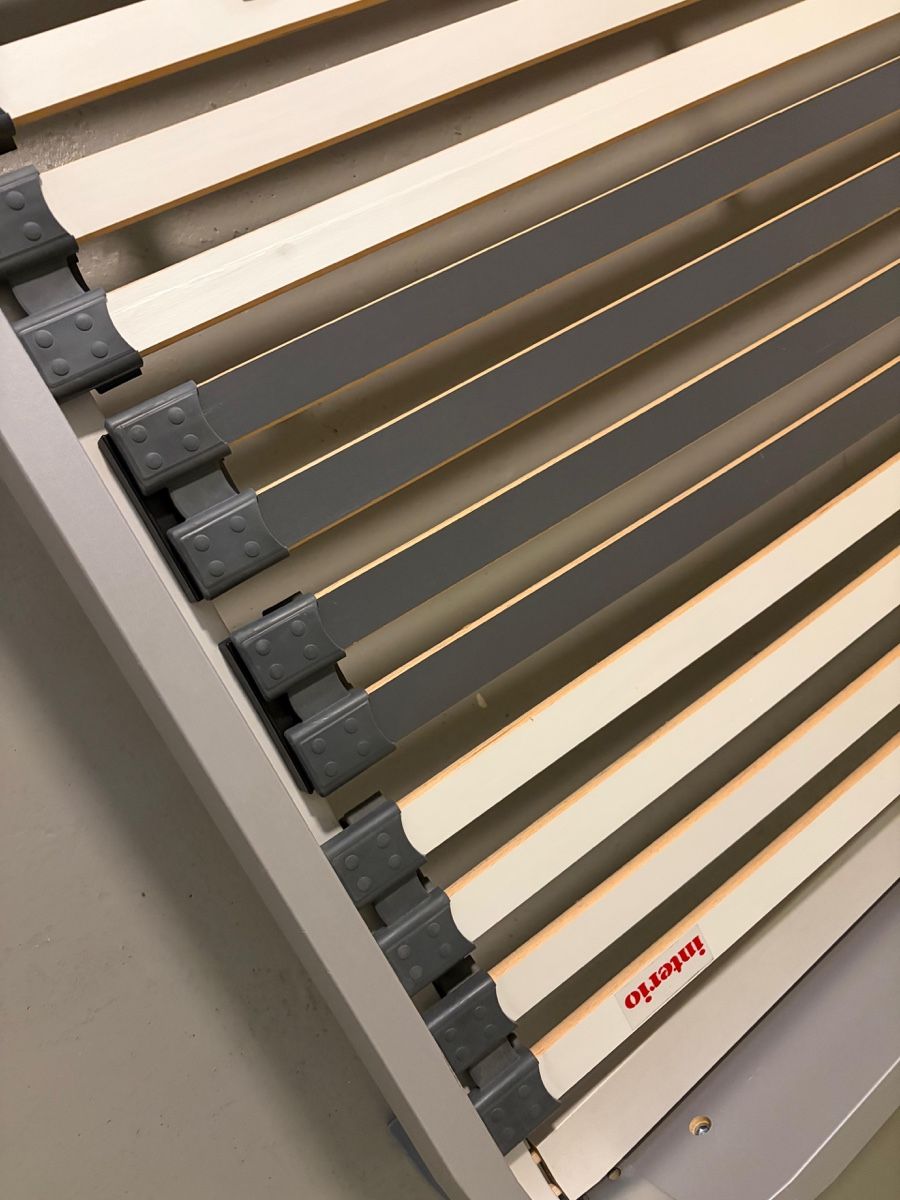 Betten: Bett 140x200 cm – Gebraucht aus Zürich von evaa10 2