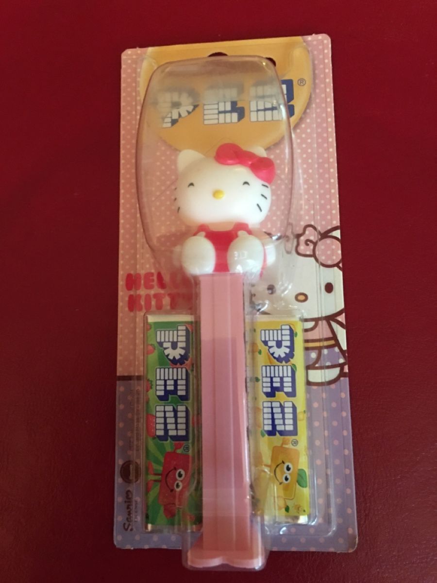 Hello Kitty Giocattoli: PEZ Spender Hello Kitty mit Süssigkeiten originalverpackt – Nuovo e nell'imballaggio originale da Wettingen venduto da sauna67