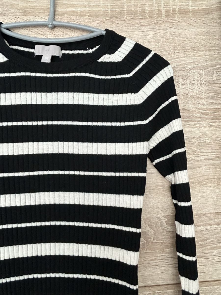 H&M Pullover & Sweatshirts: Pull – Gebraucht aus Lausanne von naranjo 1