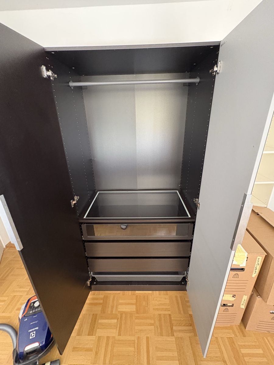 Armadi: Ikea Pax mit Spiegeltüre – Usato da Basel venduto da feld1299 2