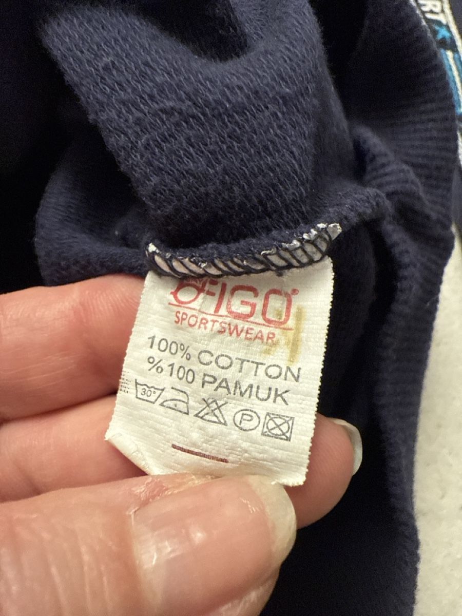 Pulls et sweat-shirts: Pullover Gr.152, 100%Cotton – D'occasion à Waltenschwil par lina-04 2