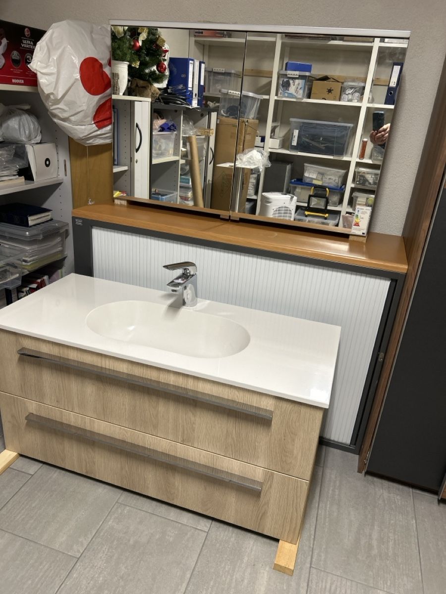 Armadietti a specchio: Badezimmer möbel – Nuovo (secondo la descrizione) da Aarwangen venduto da use_xly2